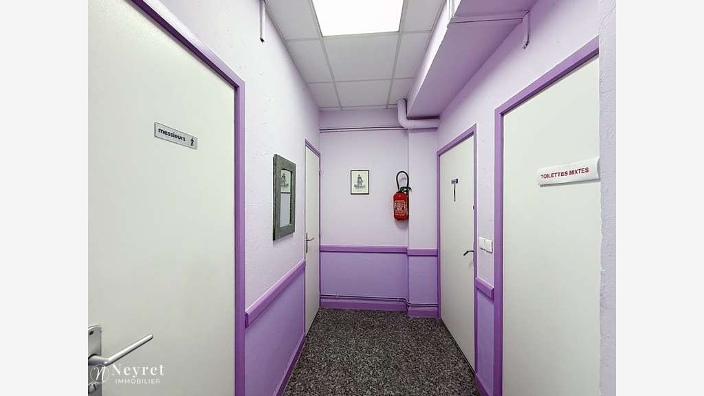 local commercial 170m² hyper centre