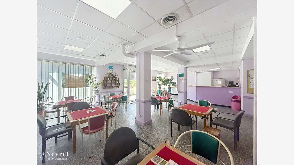 local commercial 170m² hyper centre