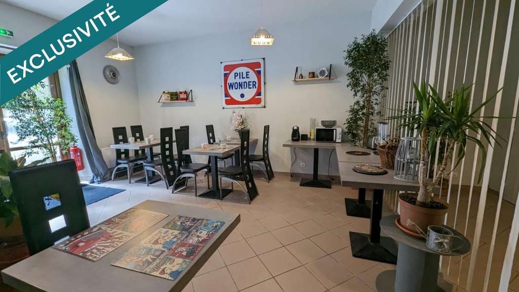 AV ensemble immobilier de 450m² à Saint-Floret