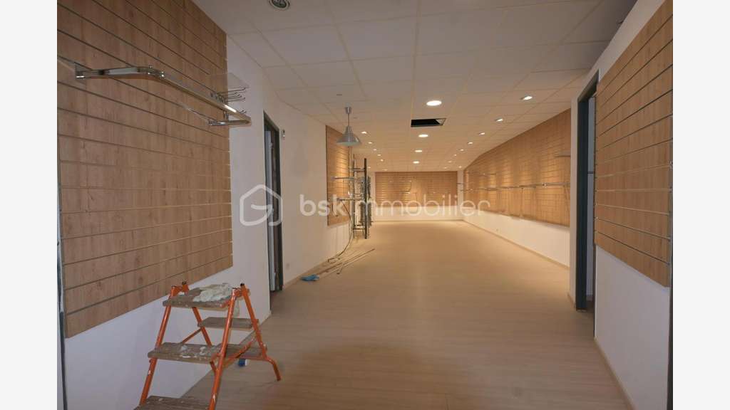 Local commercial er Murs