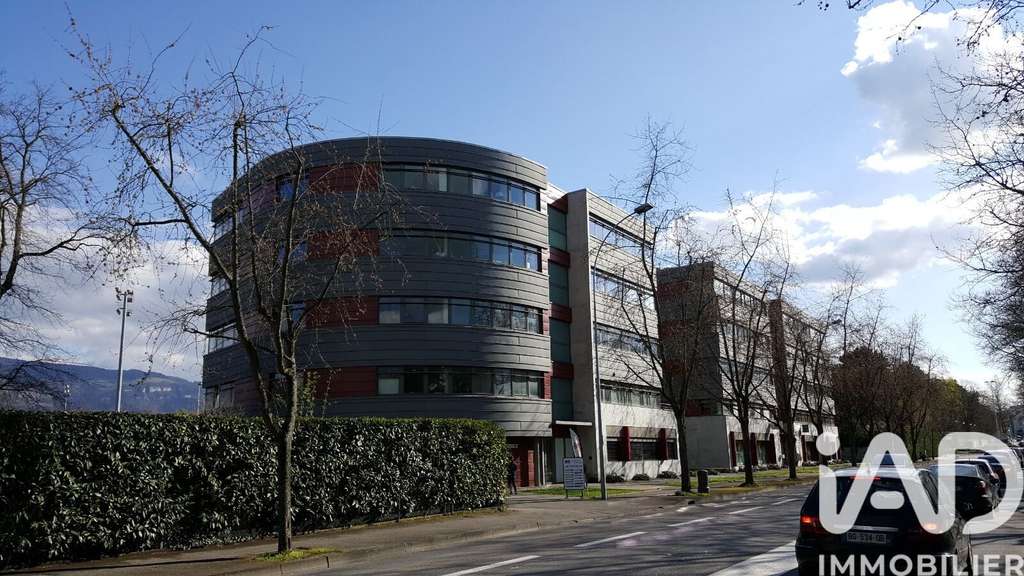 Vente bureaux de 86m² à Saint-Julien-en-Genevois