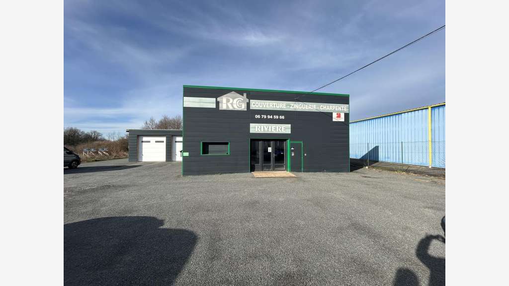Vente superbe bâtiment 384m² ZA Saint-Junien