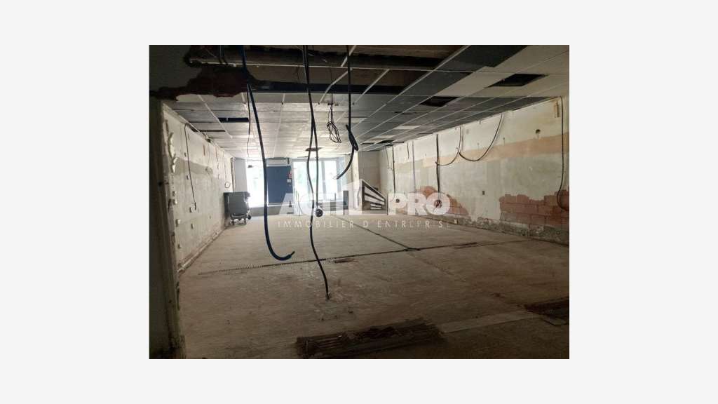 Vente local 660 m² St Laurent de la Salanque