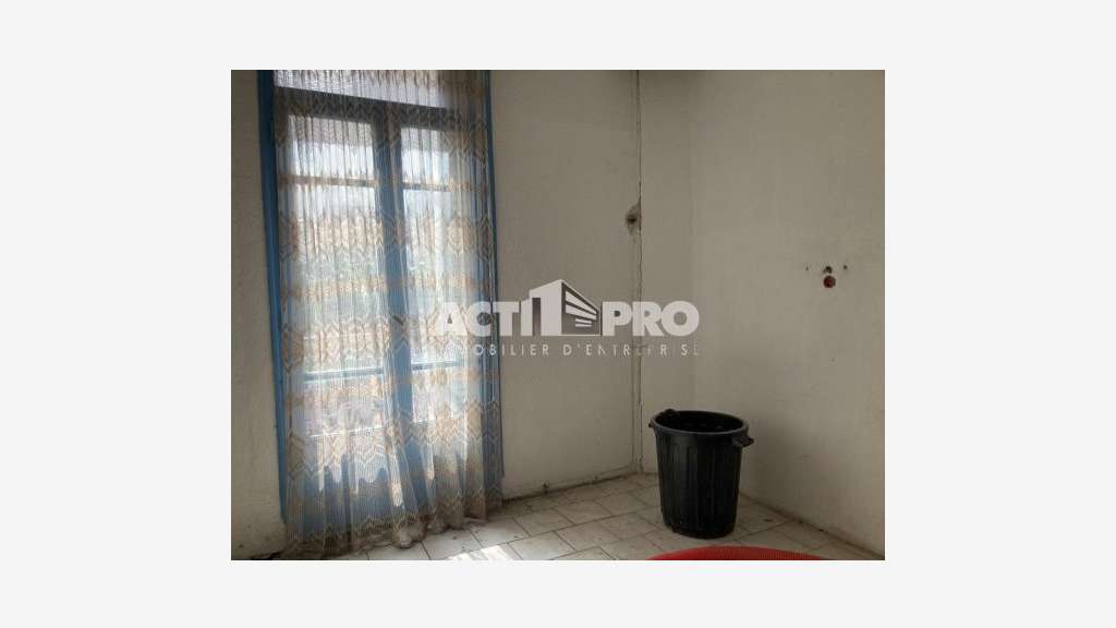 Vente local 660 m² St Laurent de la Salanque