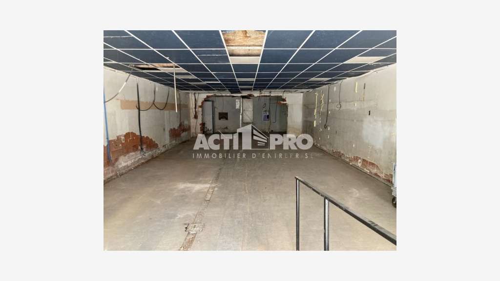 Vente local 660 m² St Laurent de la Salanque
