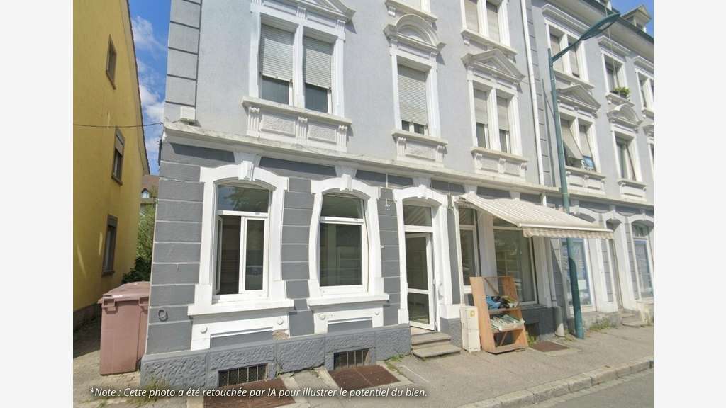 AV local commercial 88m² avec garage à Saint-Louis