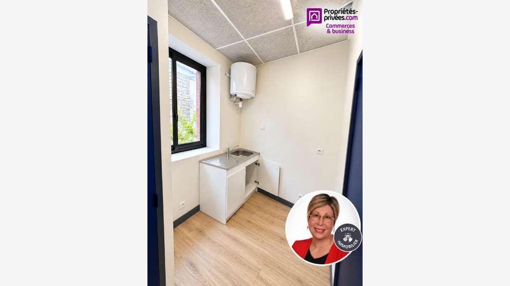 AV murs commerciaux libres 114m² à Saint Malo