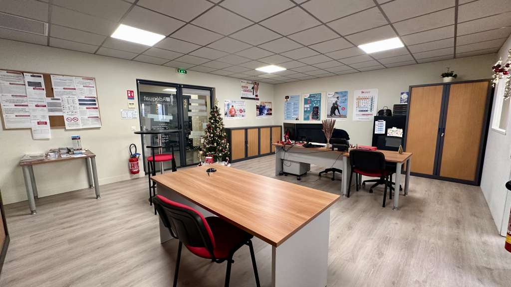AV local commercial 55m² à Saint-Marcellin centre
