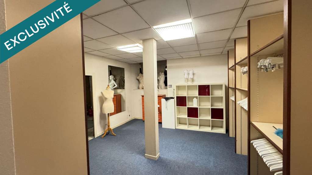 AV murs commerciaux 70m² centre Saint-Marcellin
