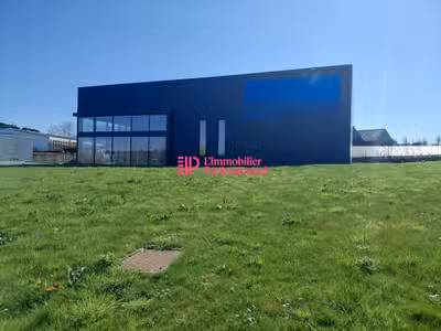 Vente local commercial 300m² à Morlaix St Martin