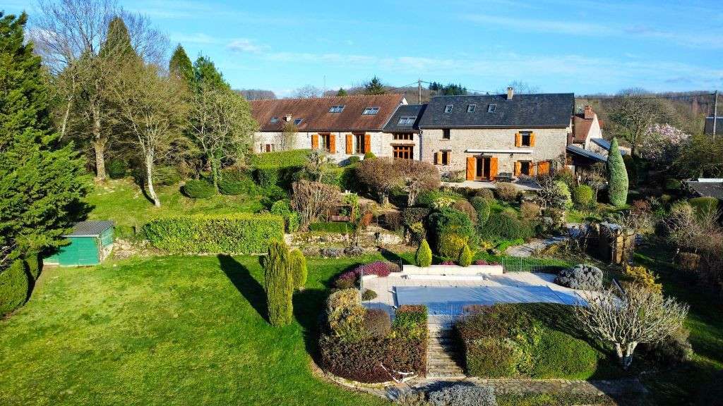 Vente gite et maison d'hôtes à Saint-Martin-du-Puy