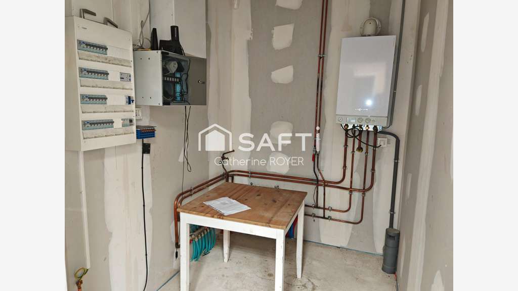 Vente local commercial 659m² à St-Martin-en-Bresse