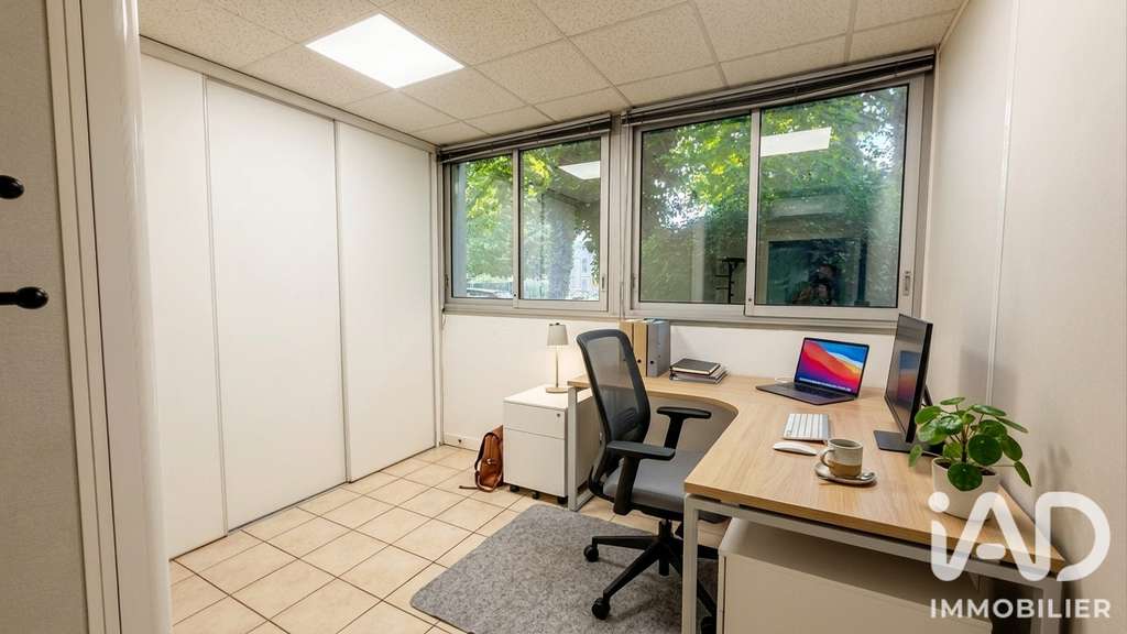 AV local commercial 148m² à Saint-Martin-le-Vinoux
