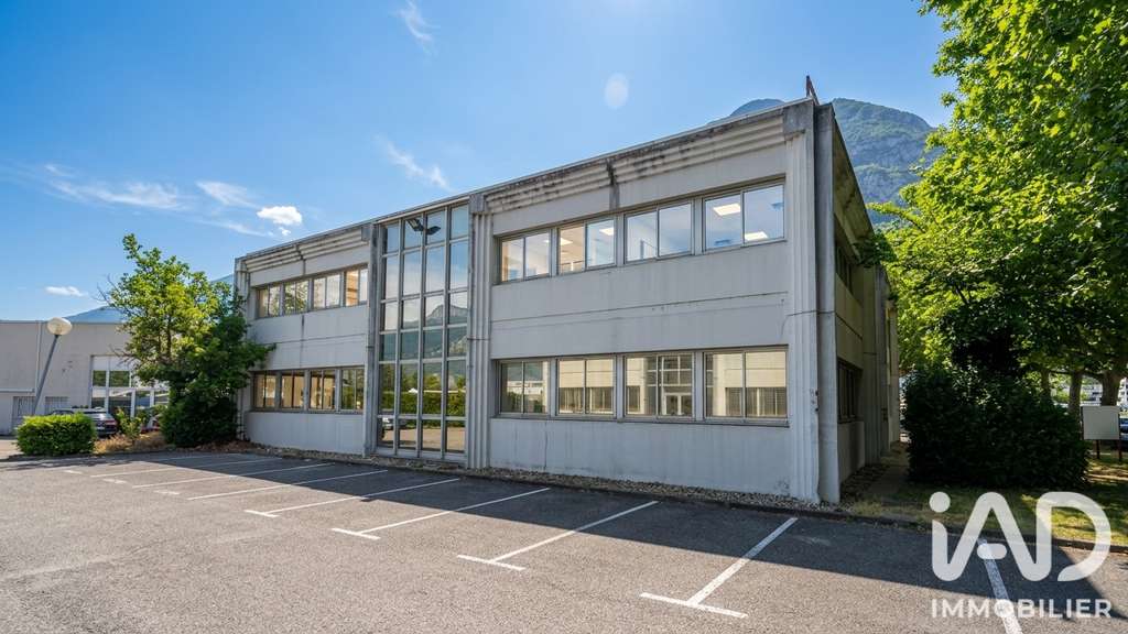 AV local commercial 148m² à Saint-Martin-le-Vinoux