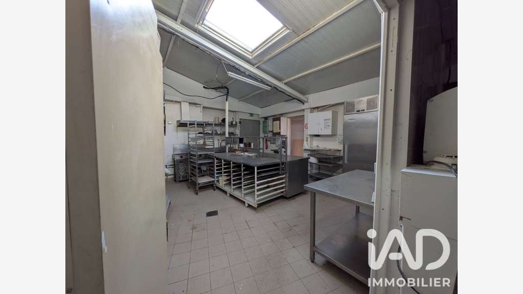 AV local 100m² à Saint-Maur-des-Fossés Adamville