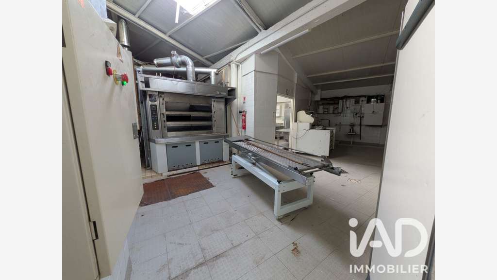 AV local 100m² à Saint-Maur-des-Fossés Adamville