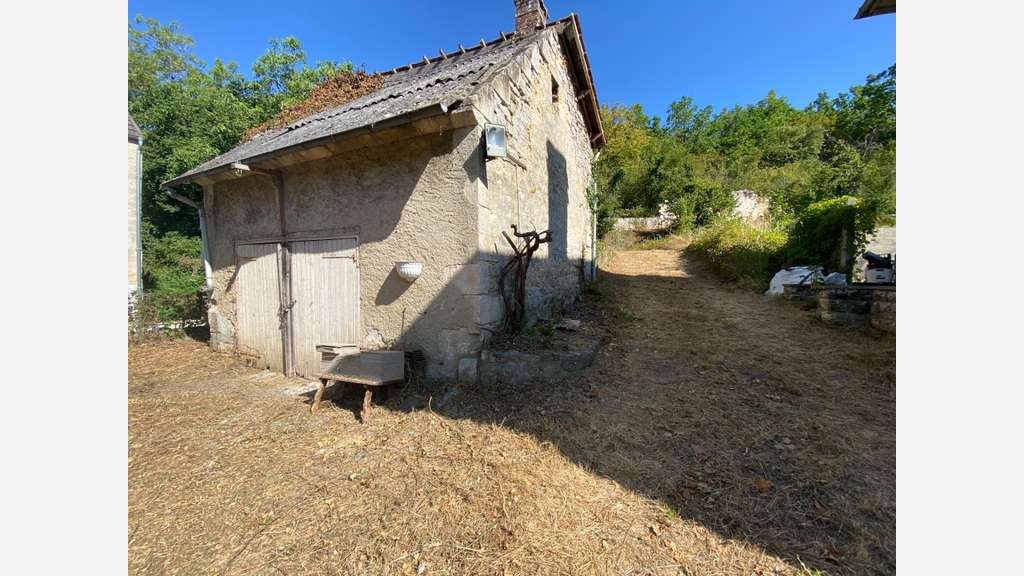 Grange en pierre à fort potentiel, cadre 