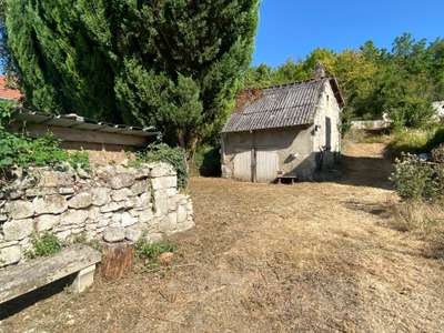 Grange en pierre à fort potentiel, cadre 