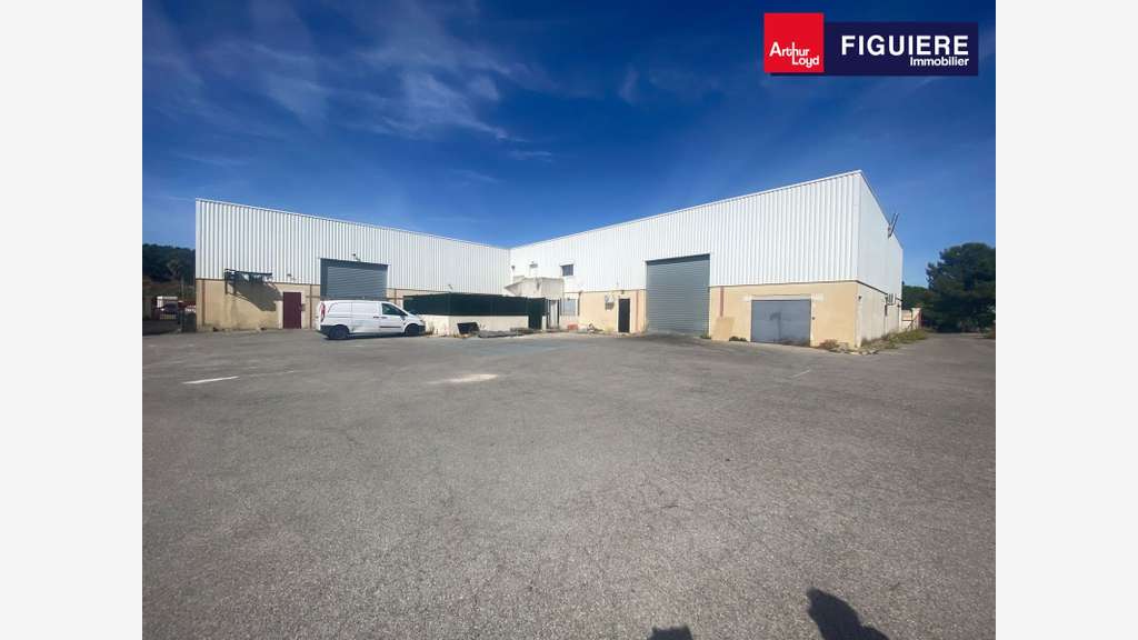 Local mixte 115m² à vendre ou louer ZAC des Étangs