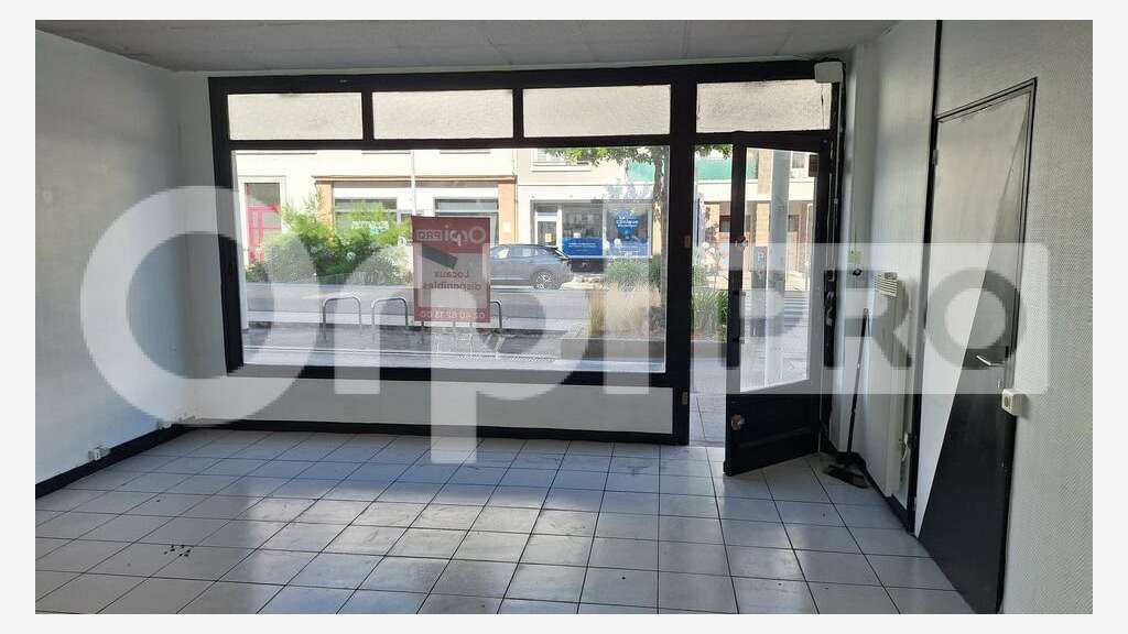 Local commercial 45m² à vendre à St Nazaire centre