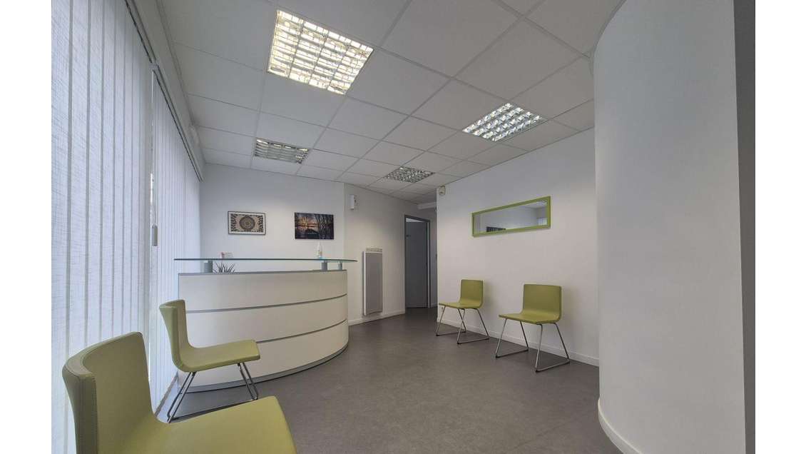 Vente murs commerciaux 89m² à Saint-Nazaire