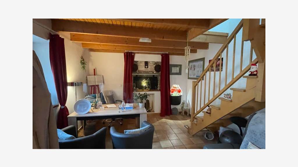 Vaste propriété à vendre à Saint-Nicolas-du-Pélem