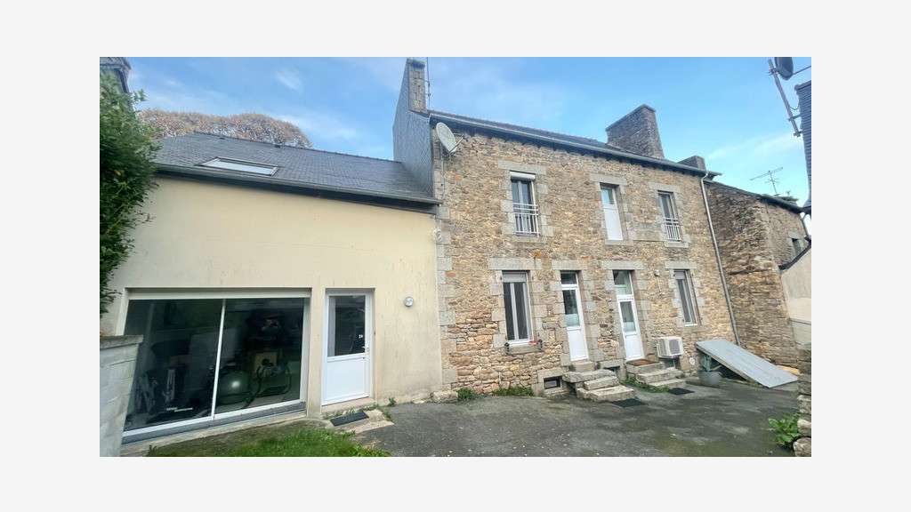 Vaste propriété à vendre à Saint-Nicolas-du-Pélem