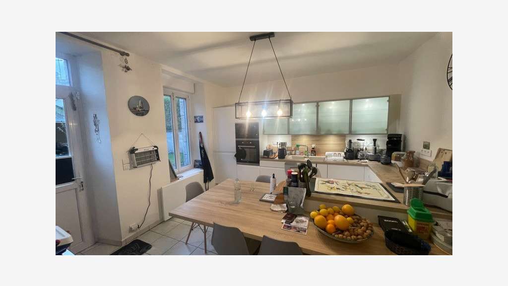 Vaste propriété à vendre à Saint-Nicolas-du-Pélem