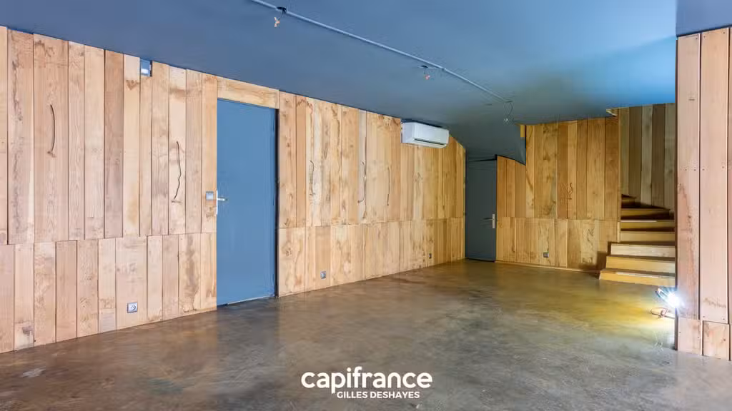 Av Murs 109m² Les Puces Marché Vernaison (St-Ouen)