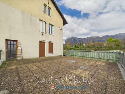 Vente Locaux commerciaux - Boutiques à Saint-Pierre-d'Albigny