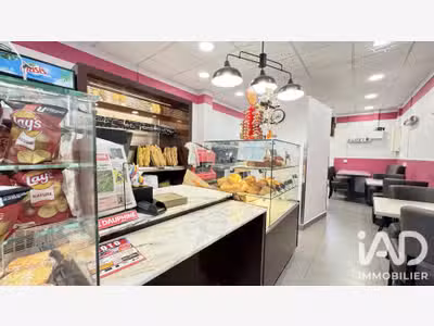 Local commercial à Saint-Pierre-en-Faucigny