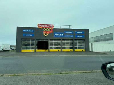 Locaux à vendre à Saint-Pol-de-Léon ZA Kervent