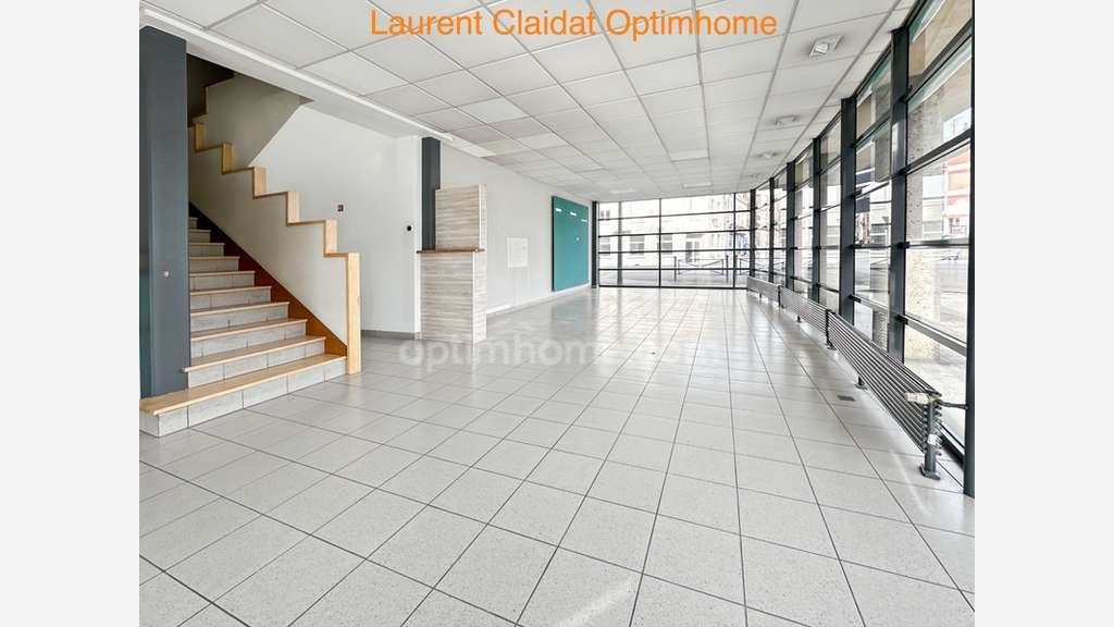 Local commercial 350m² à vendre à Saint Quentin