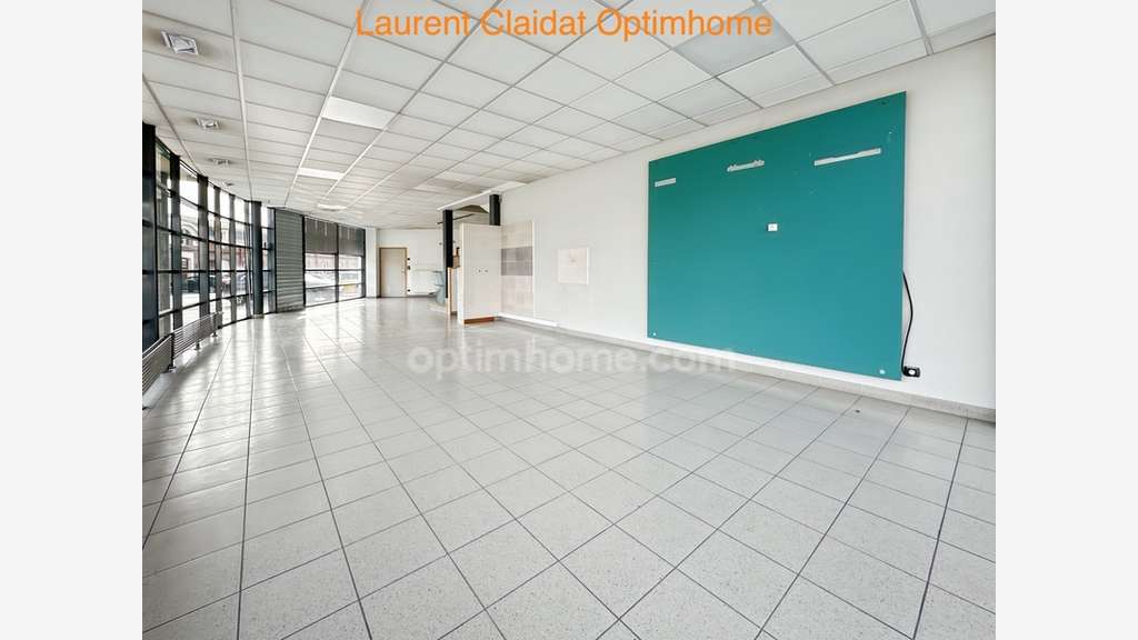 Local commercial 350m² à vendre à Saint Quentin
