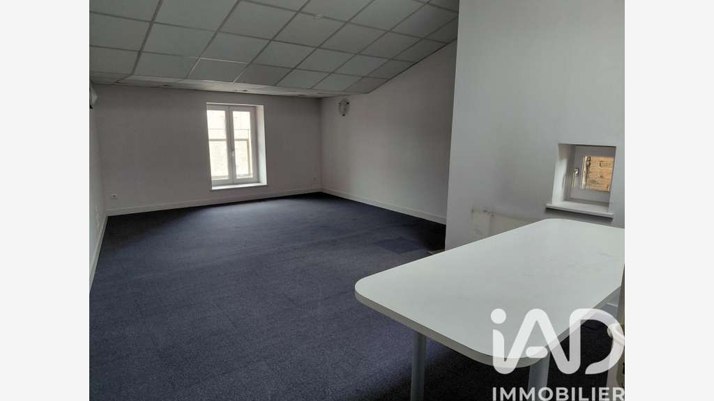 Immeuble de bureaux à Saint-Symphorien-sur-Coise