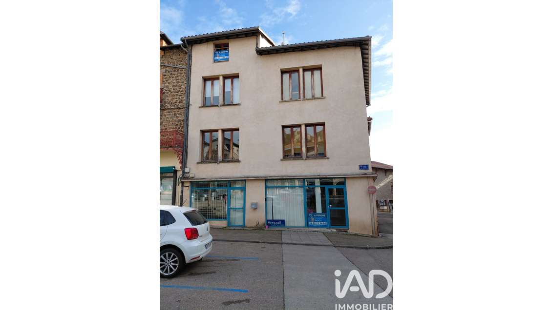 Immeuble de bureaux à Saint-Symphorien-sur-Coise