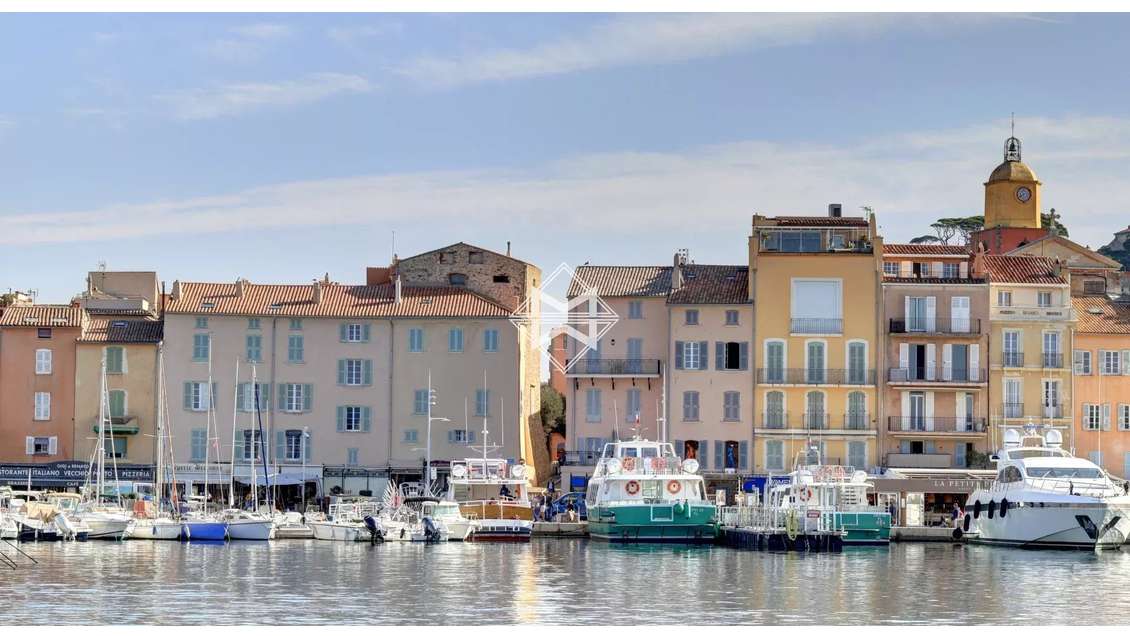 Vente murs commerciaux libres 75m² à Saint-Tropez