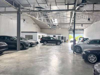 Vente Locaux d'activités - Entrepôts à Saint-Vincent-de-Mercuze