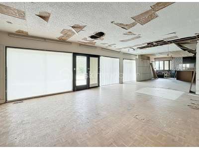 Vente Immeubles commerciaux / Mixtes à Saint-Vougay