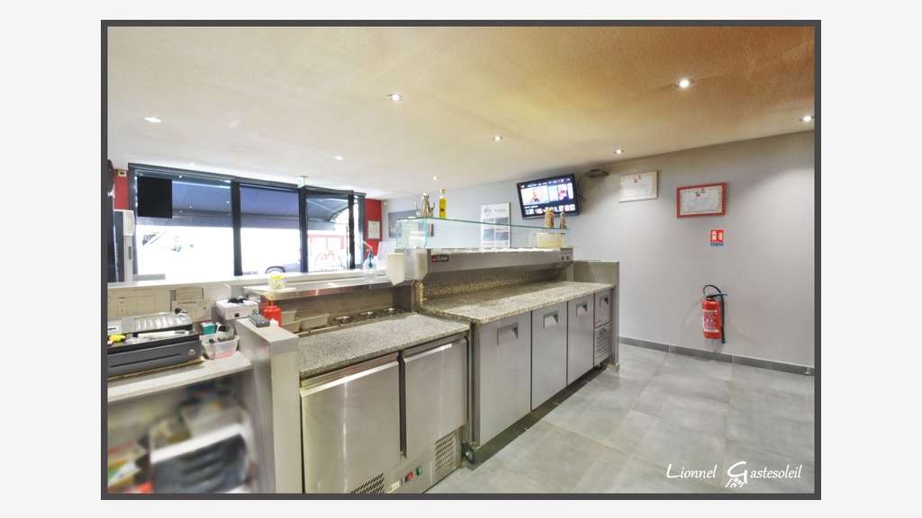 Local commercial de rapport à vendre à Sainte Foy