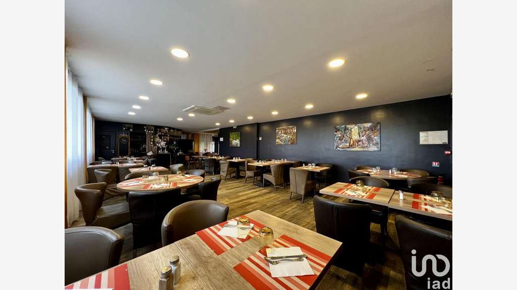 AV local commercial 20m² très bien situé à Ste-Foy