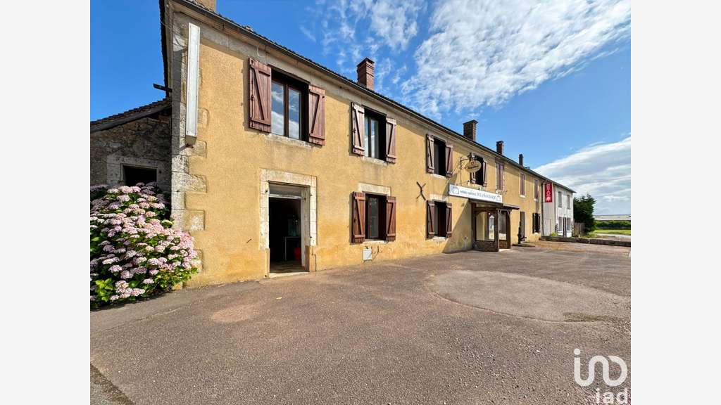 Vente murs commerciaux à Saints-en-Puisaye