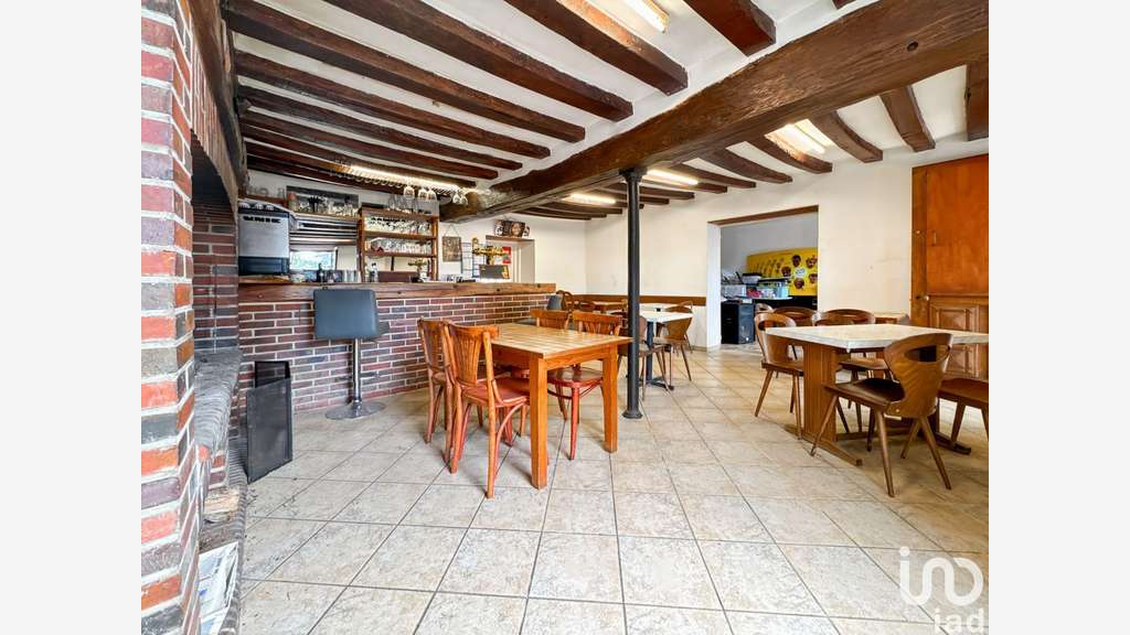 Vente murs commerciaux à Saints-en-Puisaye