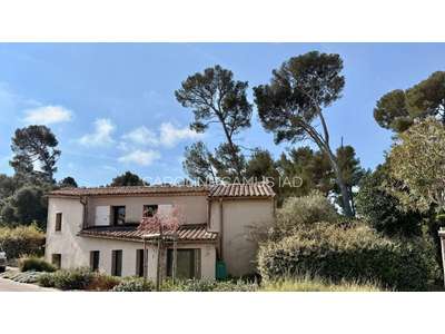 Vente Immeubles commerciaux / Mixtes à Sanary-sur-Mer