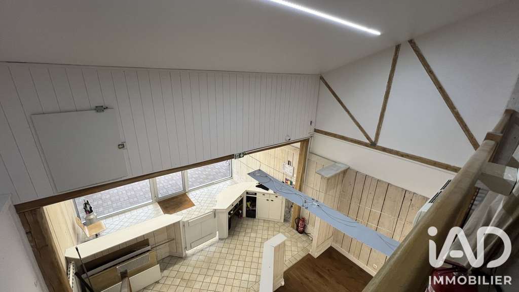 Vente murs 56m² empl recherché à Santeny