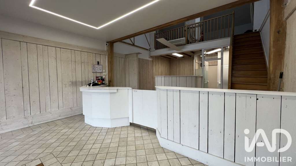 Vente murs 56m² empl recherché à Santeny