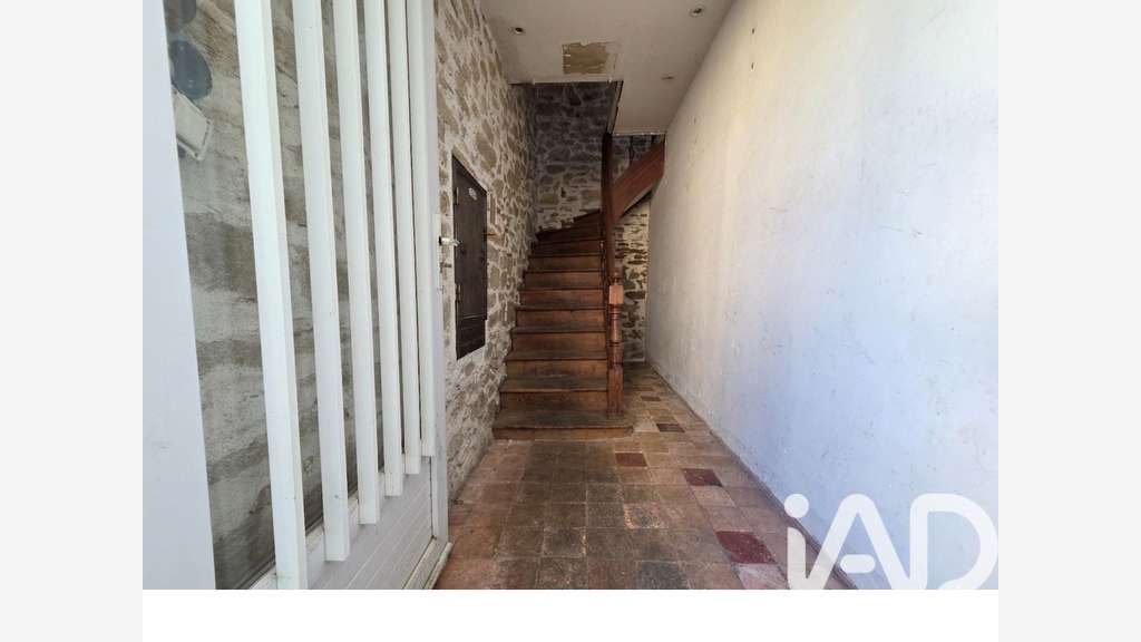 Vente local commercial + loft de 113m² à Sautron