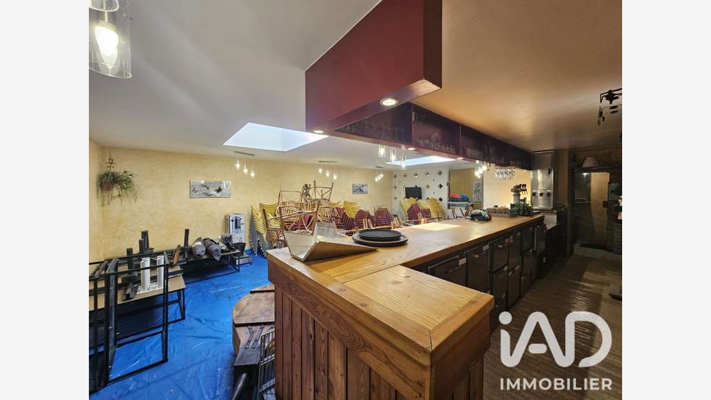 Vente ensemble commercial 300m² à Savines-le-Lac