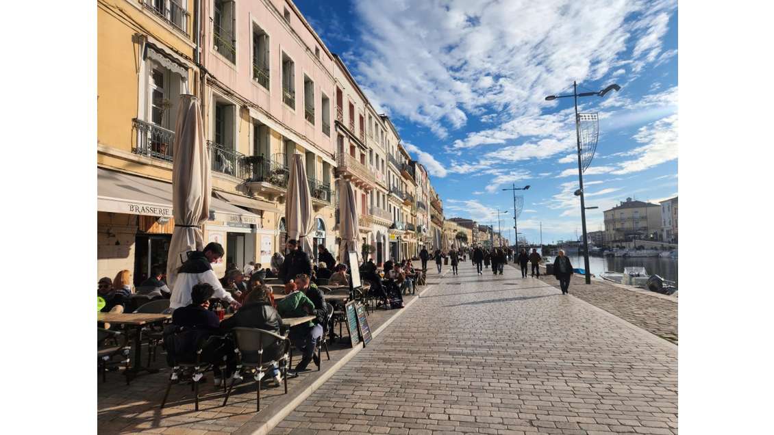 VENTE MURS COMMERCIAUX CADRE ROYAL