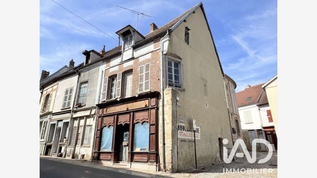 Vente immeuble commercial de 200m² à Sézanne